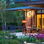Villa Schmidt Apartments - Strandhaus direkt am Meer mit Sauna, Sport und Dünengarten II