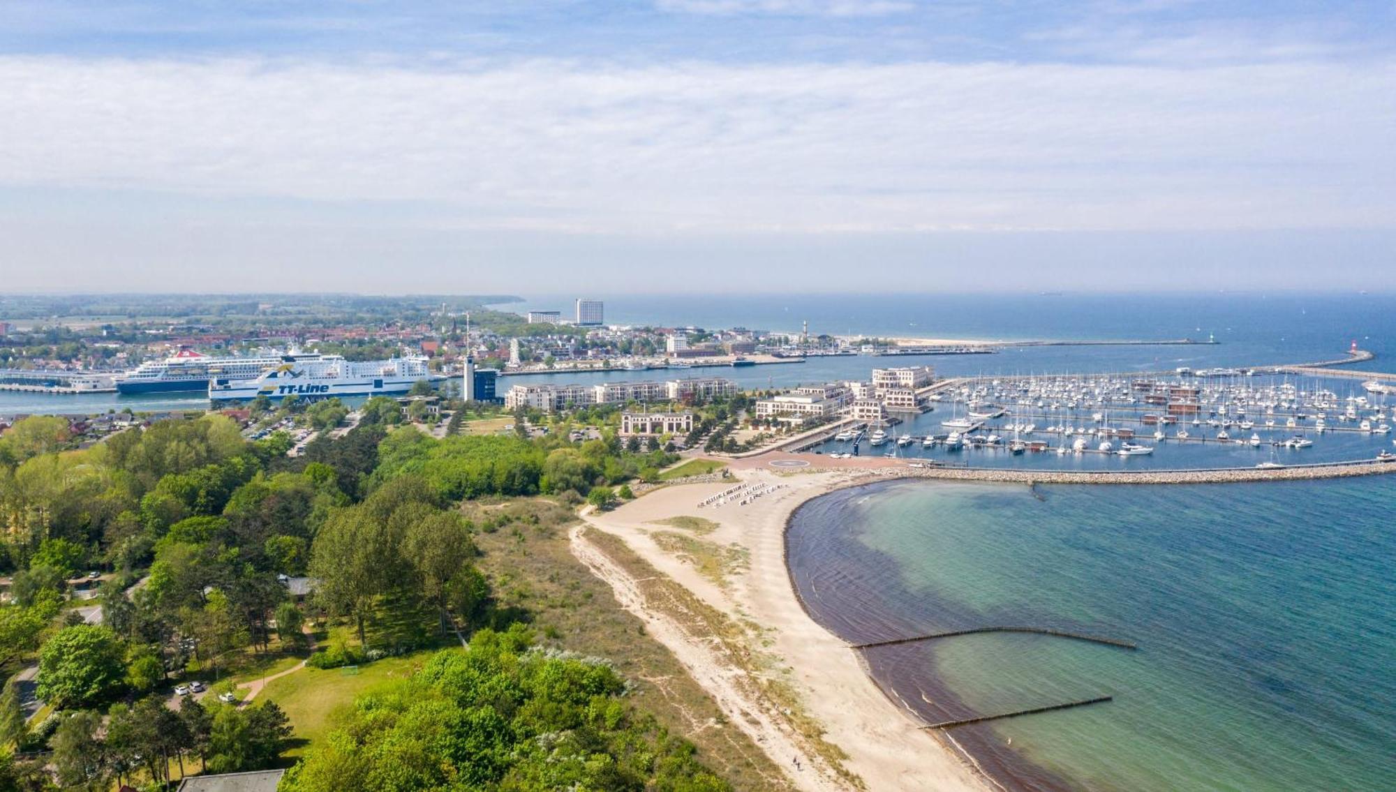 Apartment Schmidt - Strandhaus Direkt Am Mit Sauna, Sport Und Duenengarten Ii Rostock