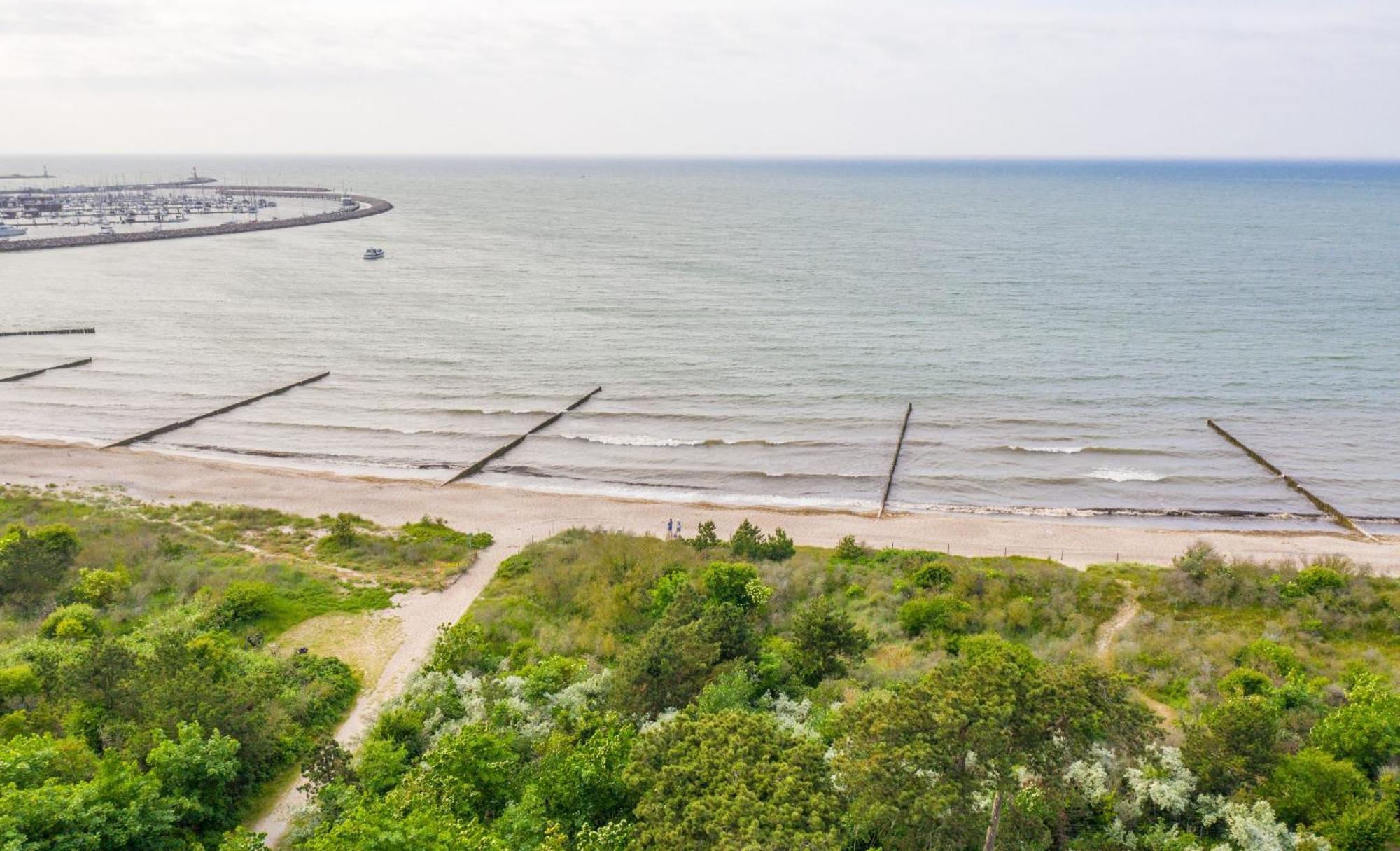 Schmidt - Strandhaus Direkt Am Mit Sauna, Sport Und Duenengarten Ii Apartment Rostock
