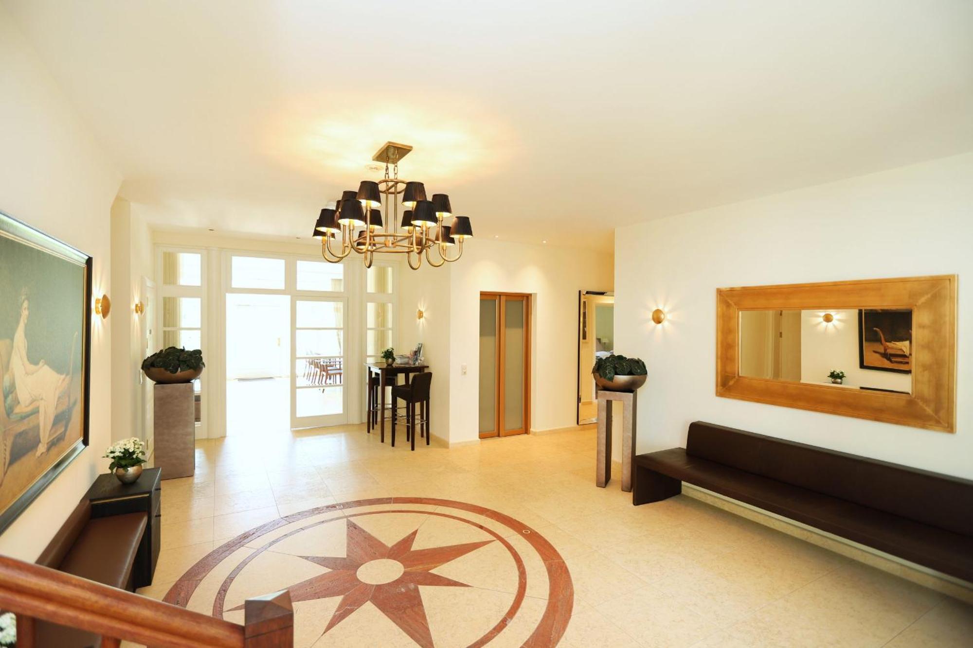 Schmidt - Strandhaus Direkt Am Mit Sauna, Sport Und Duenengarten Ii Apartment Rostock